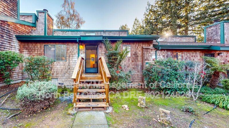 34 Pine Tree Cir - Photo 2 of 37