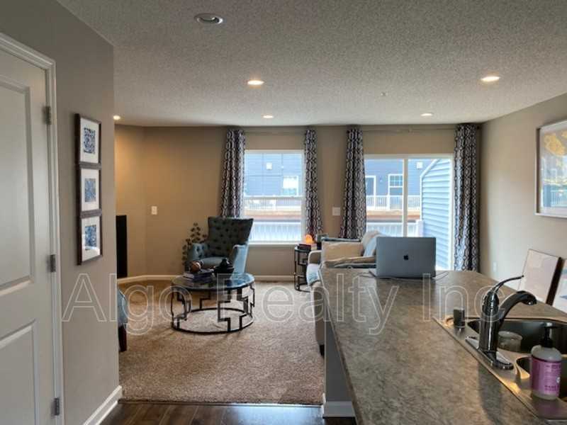 7364 146th Ave Nw - Photo 4 of 20