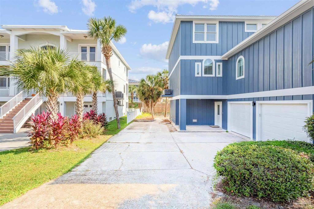 1 La Caribe Dr - Photo 3 of 42