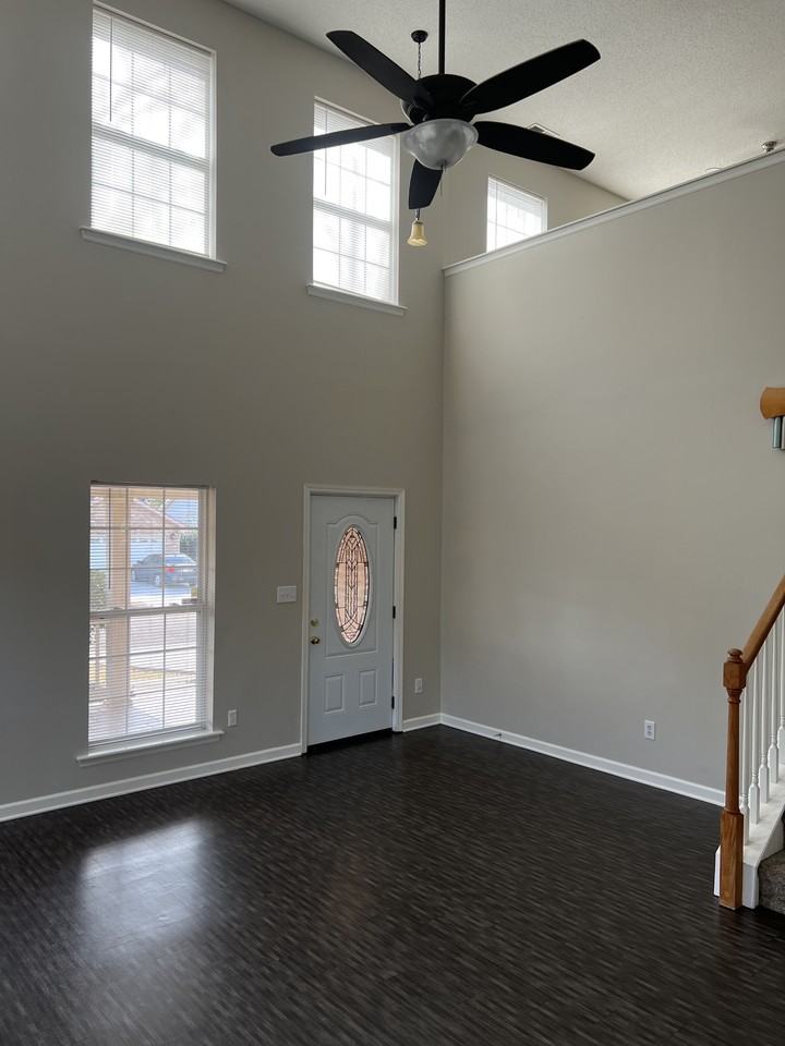 110 Wallhaven Dr Sw - Photo 3 of 43