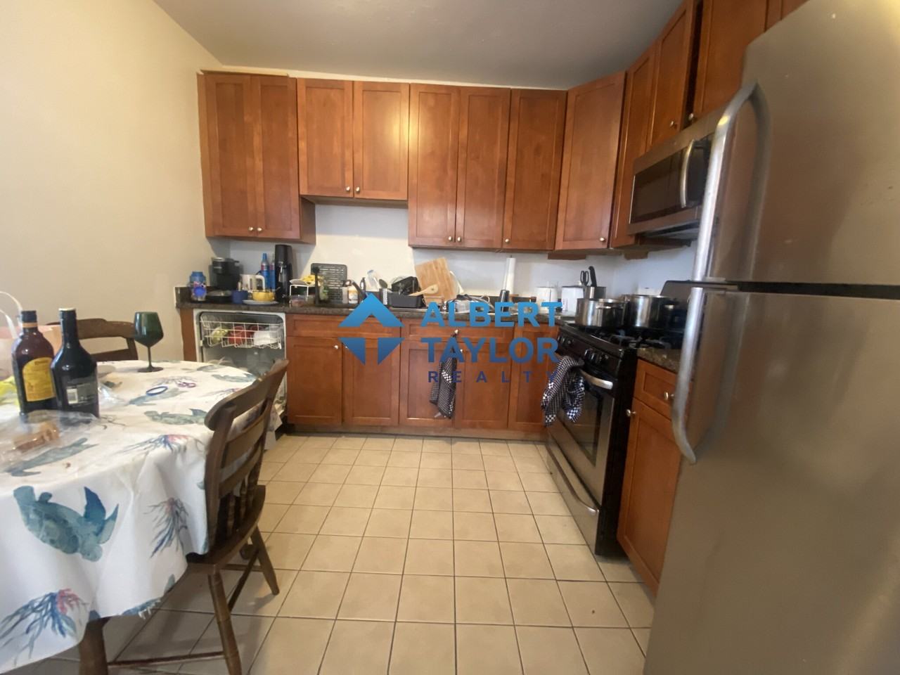 878 Huntington Ave #2 - Photo 4 of 19