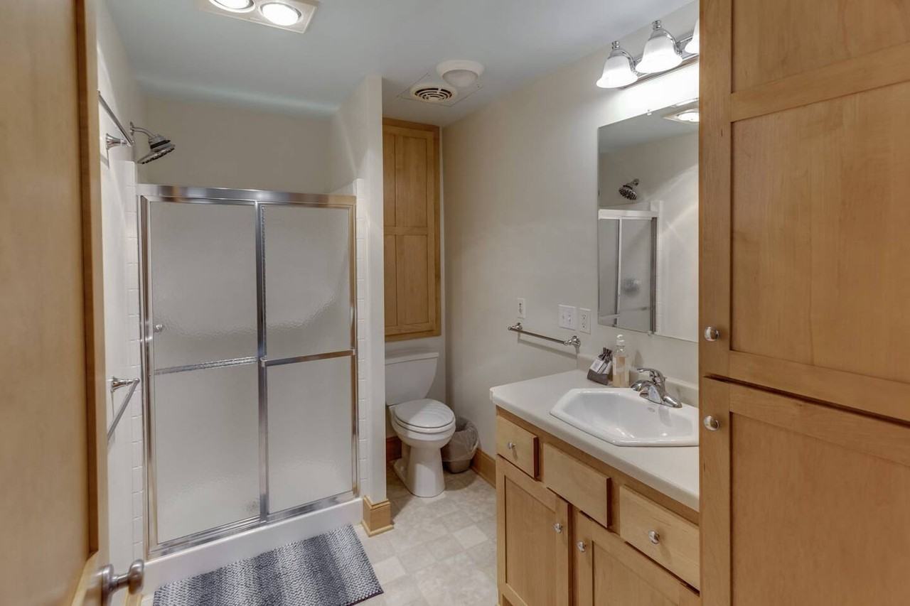 11646 Twilight Rd #NA - Photo 3 of 33