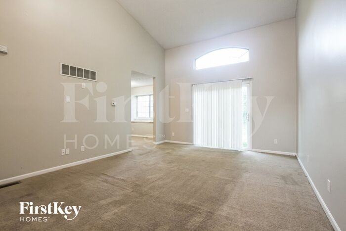 266 Creekway Ct - Photo 2 of 15