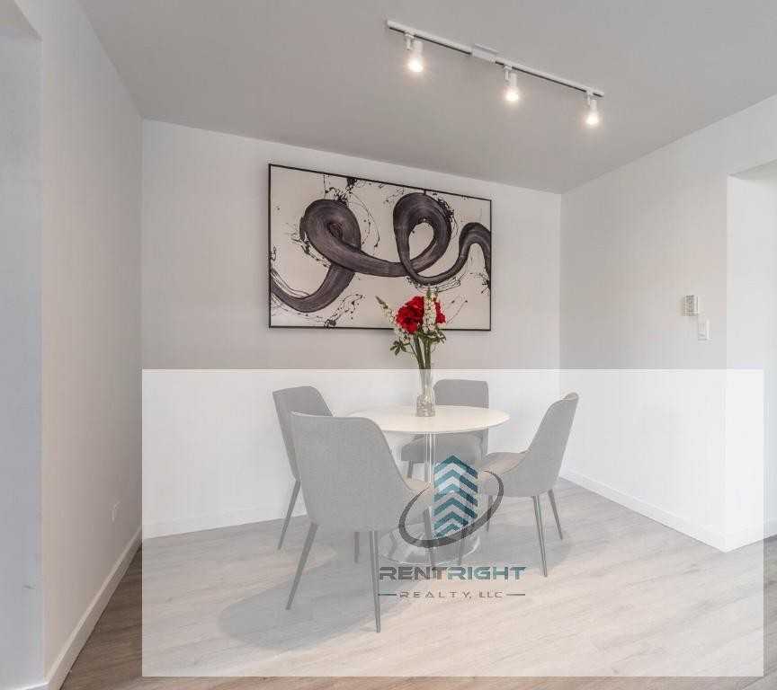 7621 N Sheridan Rd #2K - Photo 6 of 13
