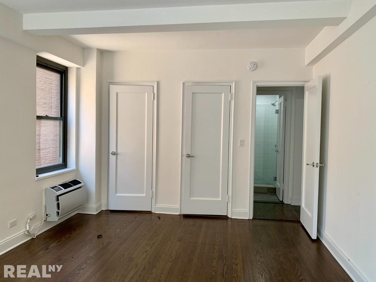 5th Ave #14A - Photo 7 of 8