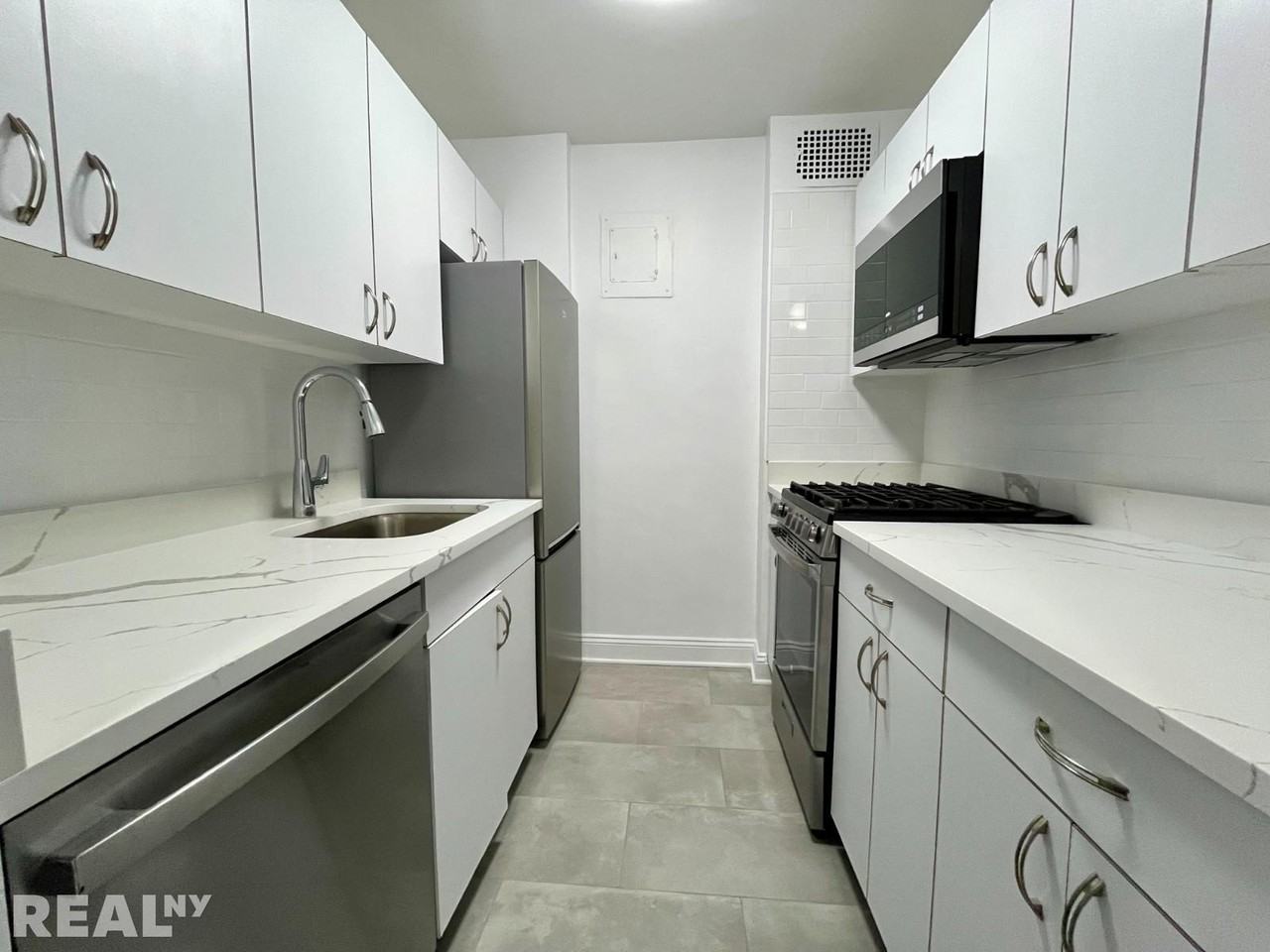 5th Ave #9F - Photo 5 of 7