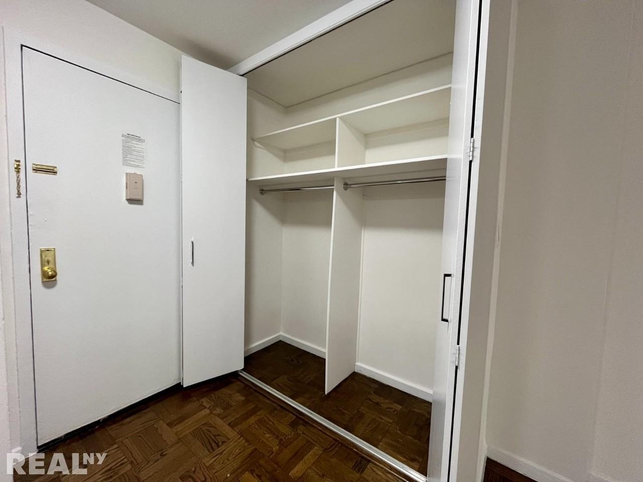 5th Ave #7L - Photo 2 of 7