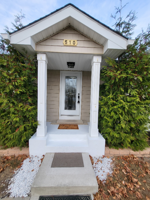 510 Barr Ave - Photo 3 of 20