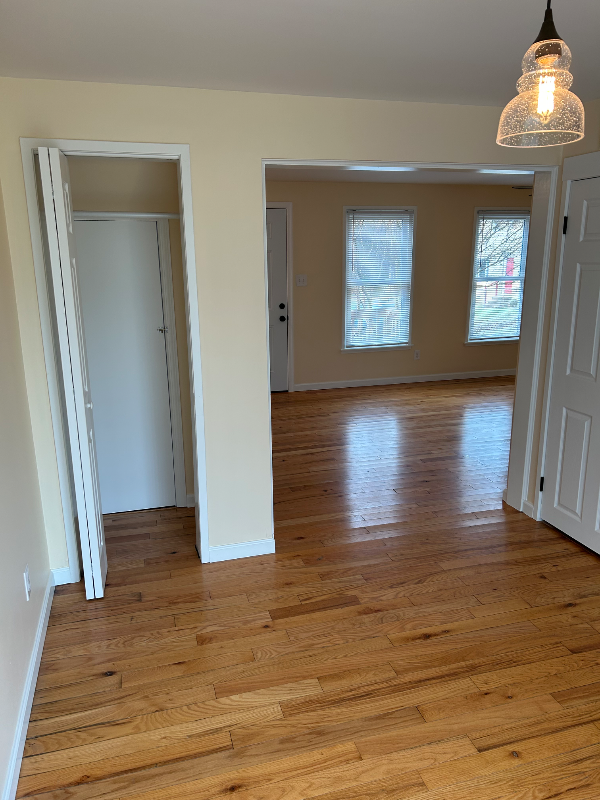 234 Surrey Ct - Photo 4 of 17