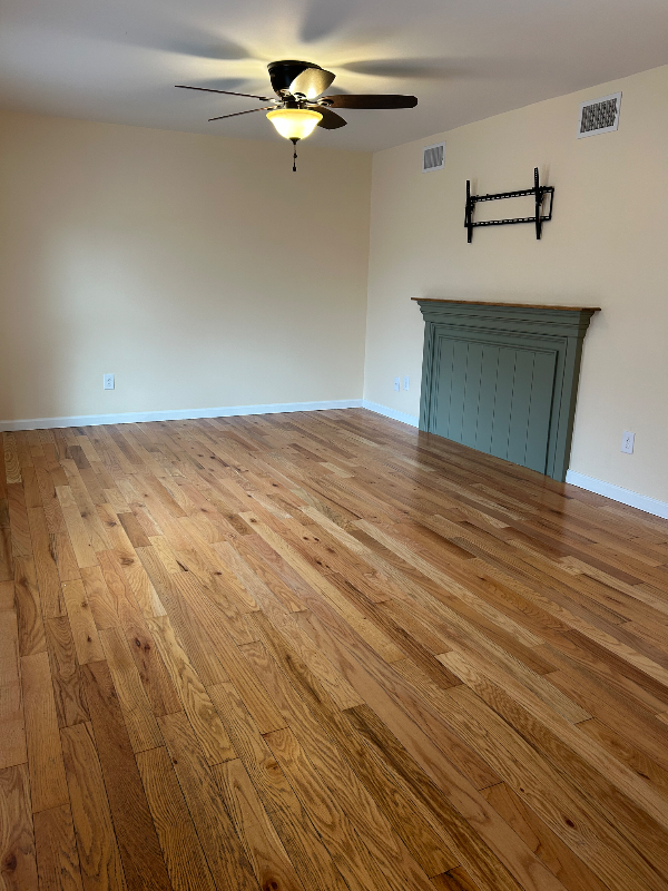 234 Surrey Ct - Photo 5 of 17