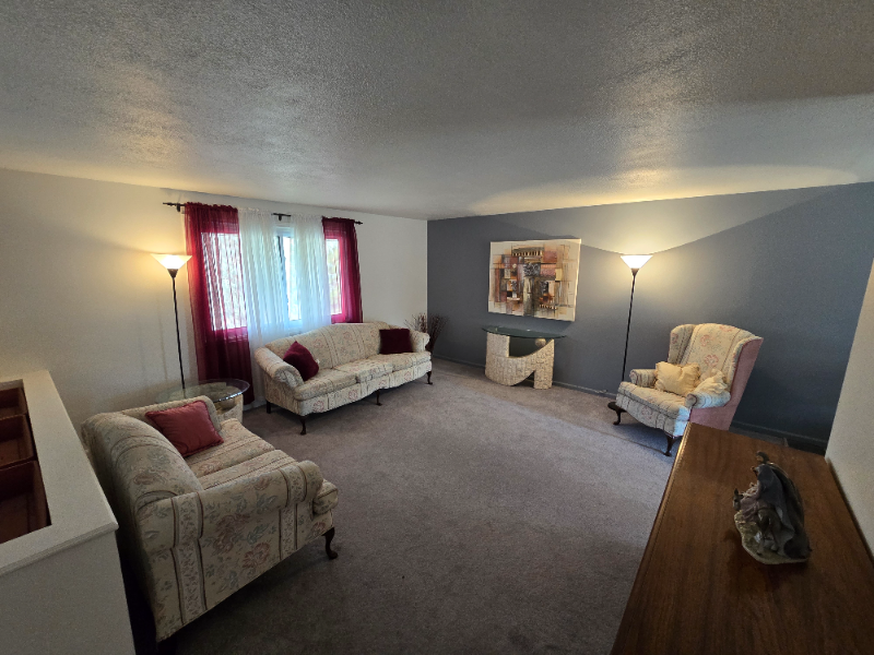 1935 Lennox Ave - Photo 3 of 20