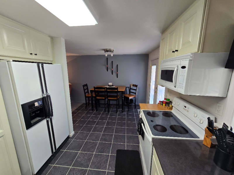 1935 Lennox Ave - Photo 6 of 20