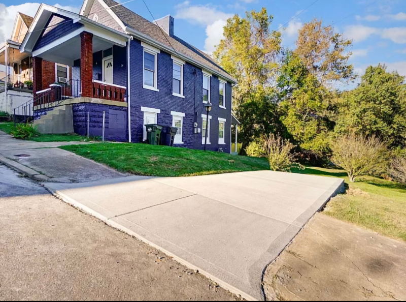 74 18th St - Photo 2 of 14