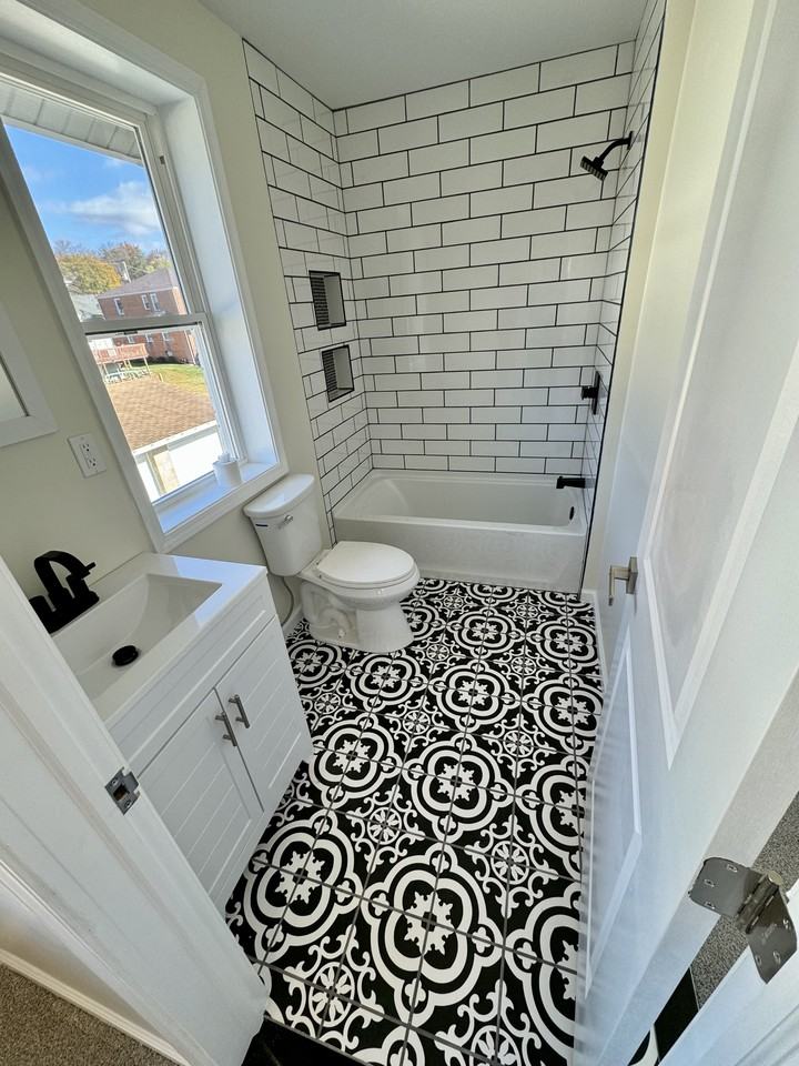 106 Warnock St - Photo 3 of 13