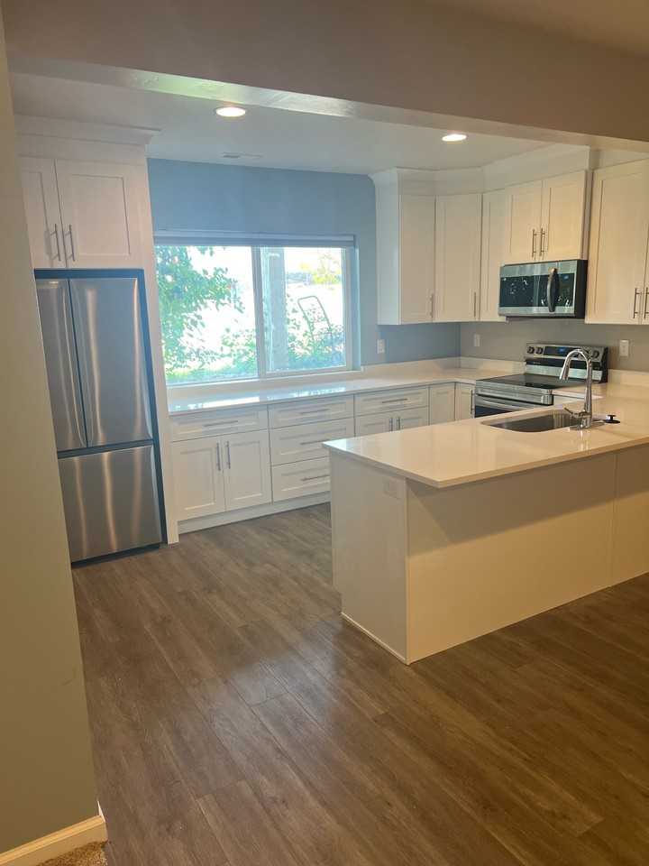 199 N Palomino Way - Photo 3 of 10