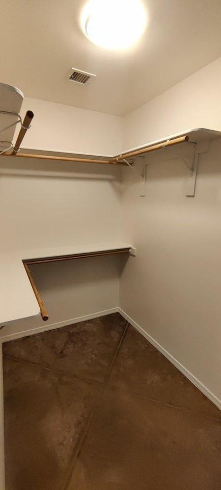 332 East Columbia Street - Photo 3 of 6