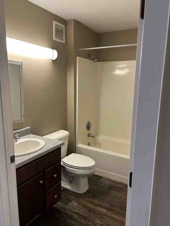 Studio, One and Two Bedroom Apartments Near Downtown Sioux Falls - Photo 4 of 16