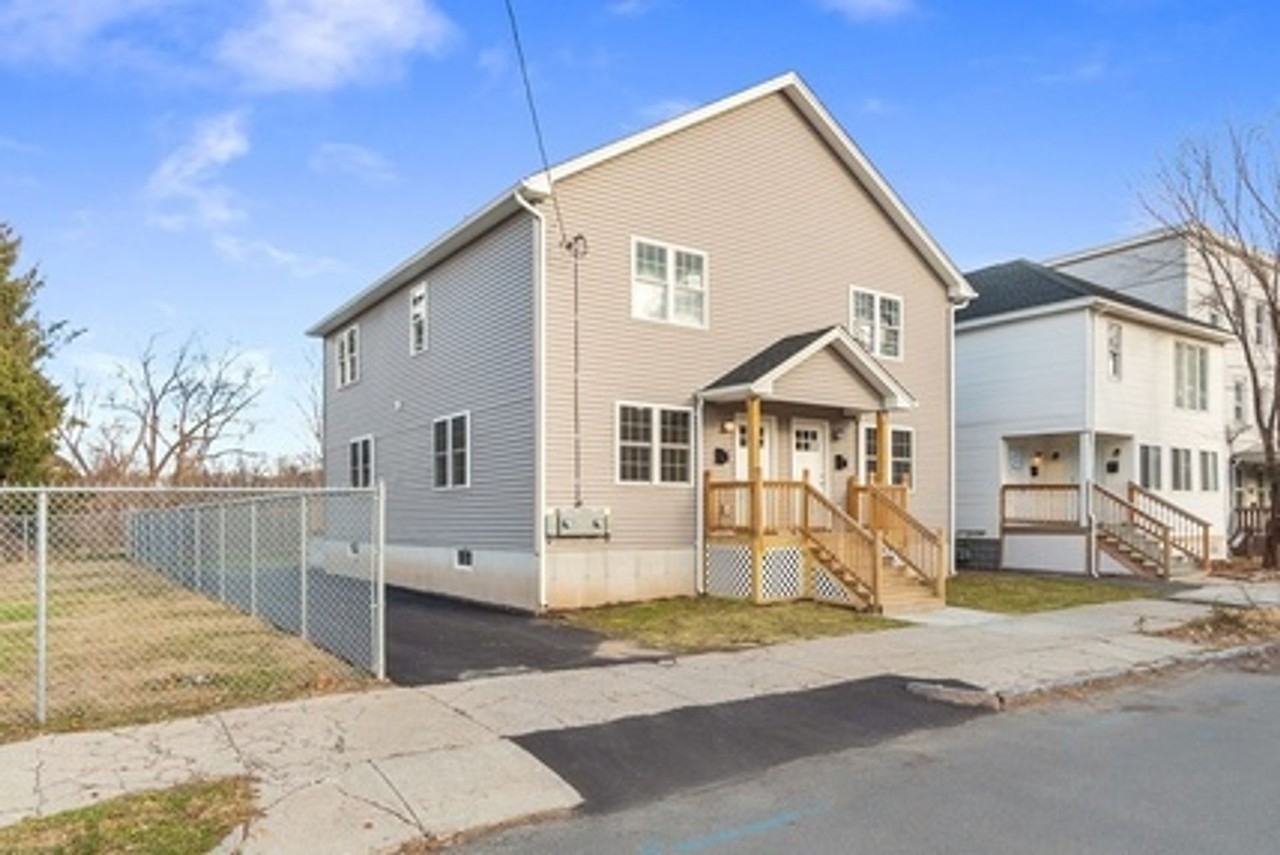 270-272 Centre Street - Photo 2 of 12