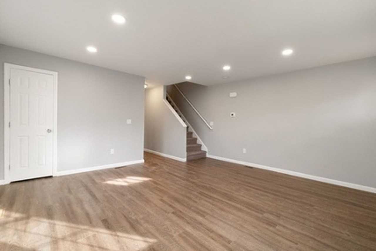 270-272 Centre Street - Photo 3 of 12