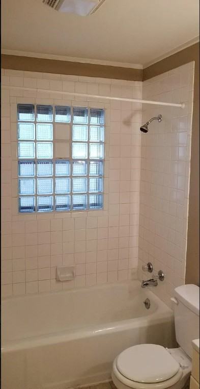 4920 Rosewood Dr #NA - Photo 3 of 9