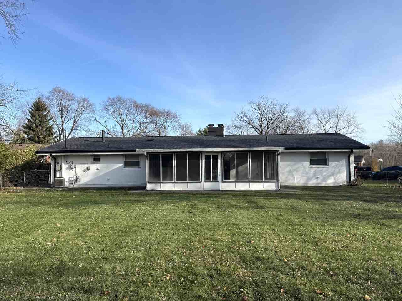 209 E Eppington Dr #NA - Photo 3 of 50