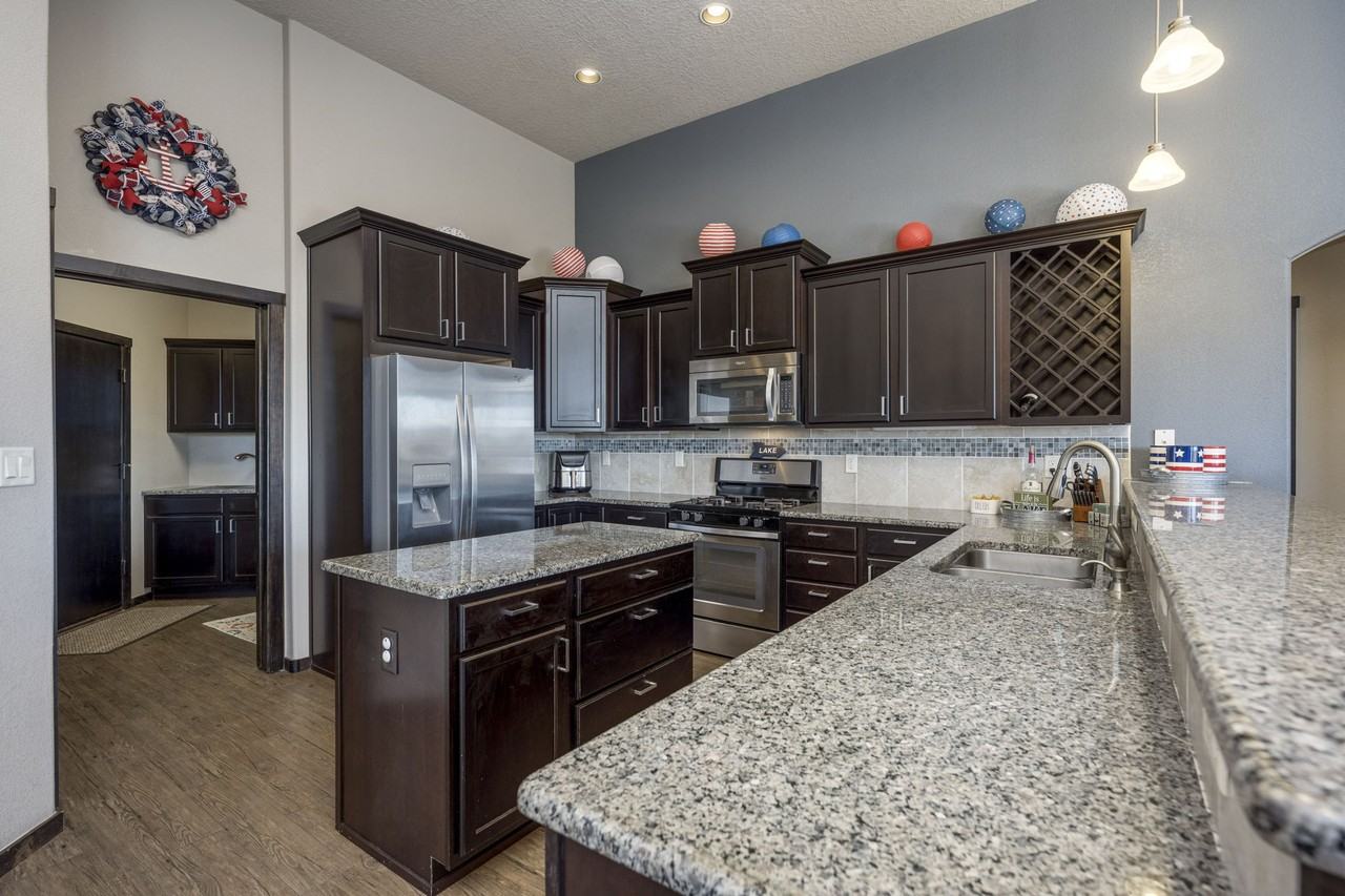 206 Tierra Verde Cir #NA - Photo 4 of 33