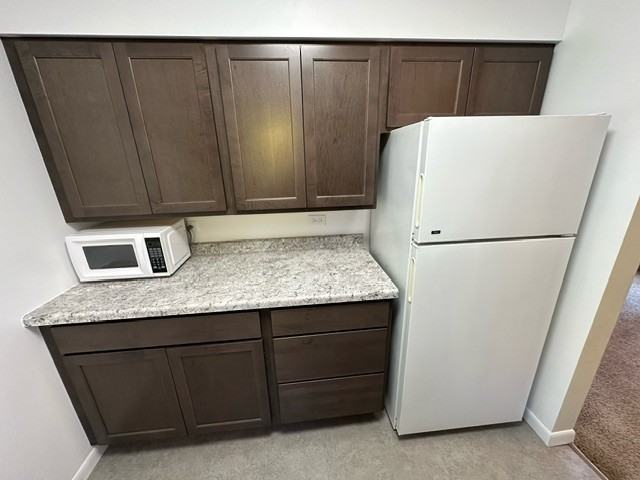 917 7th Ave #1 - Photo 6 of 13