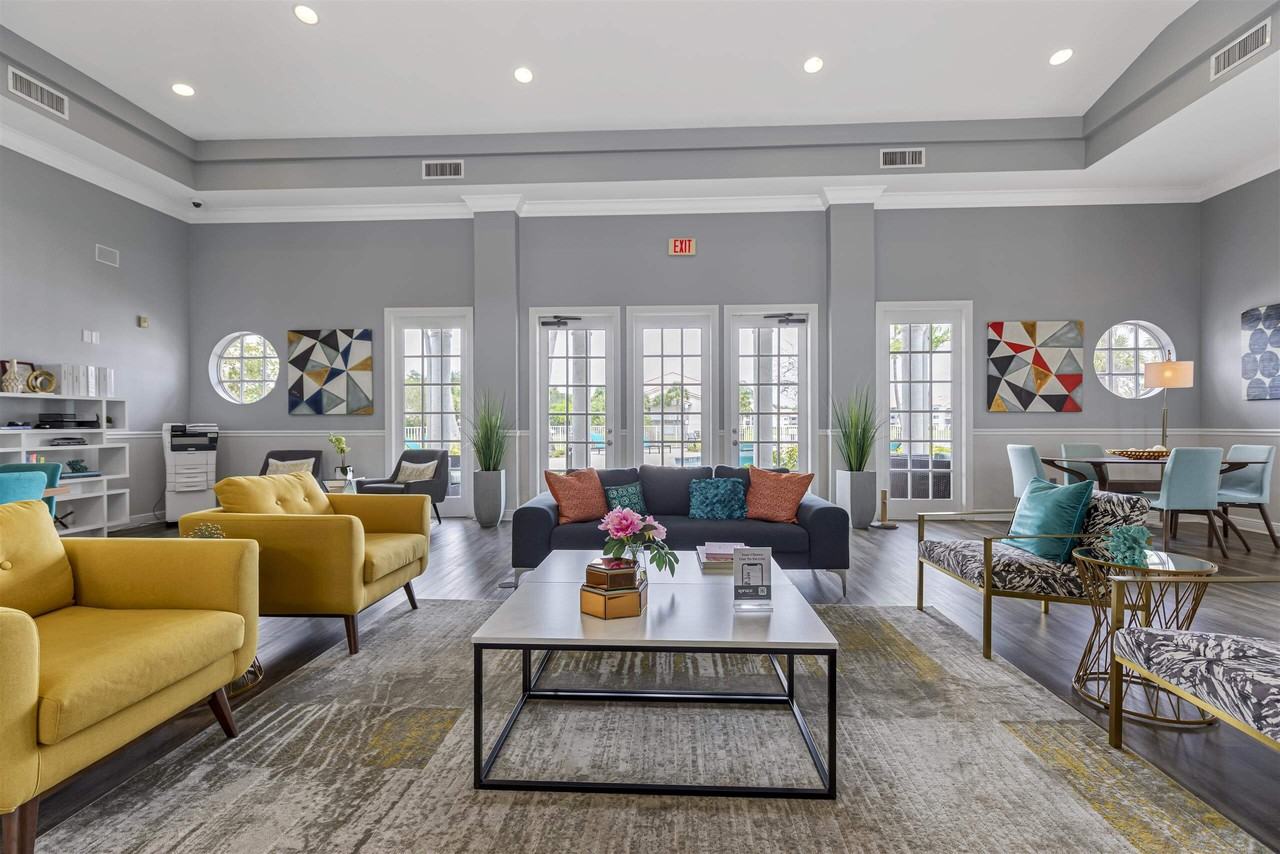 Waters Edge Delray - Photo 4 of 52