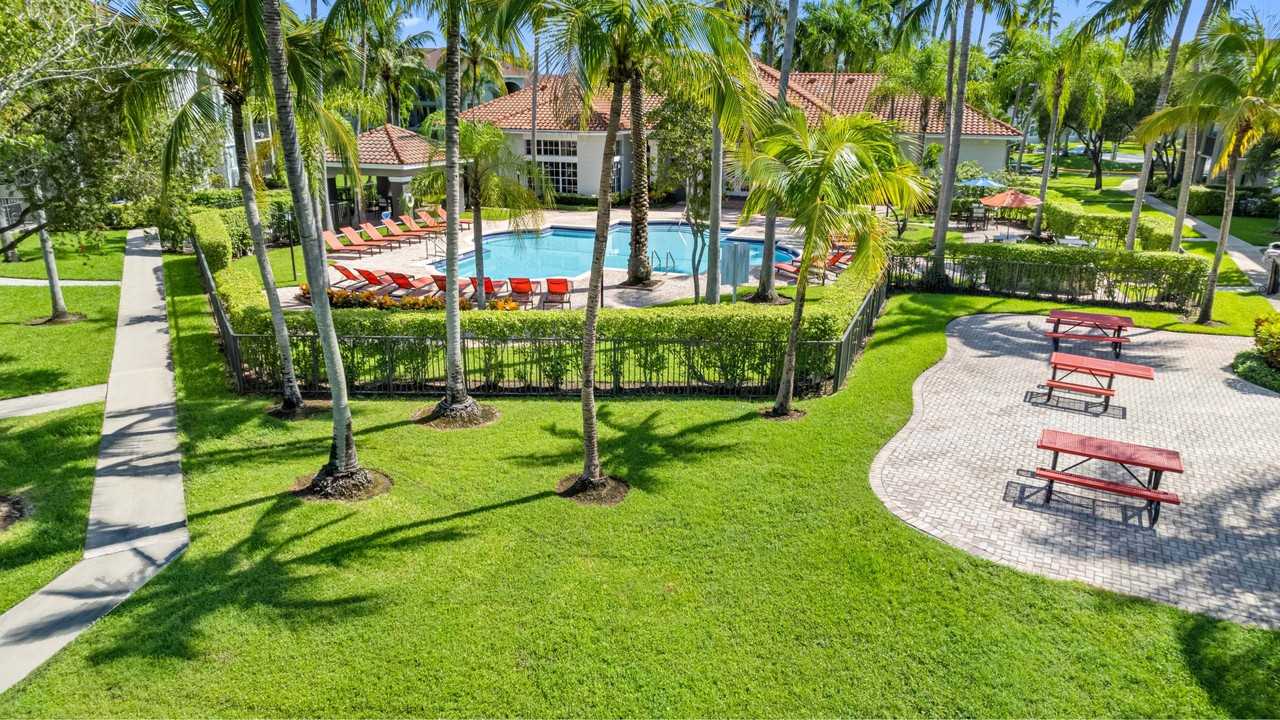 Coral Vista - Photo 2 of 53