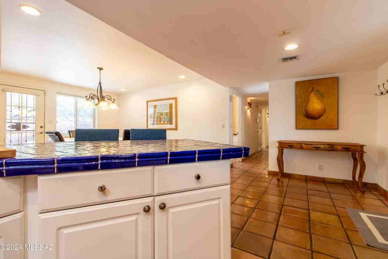 3752 East Calle Guaymas - Photo 6 of 39