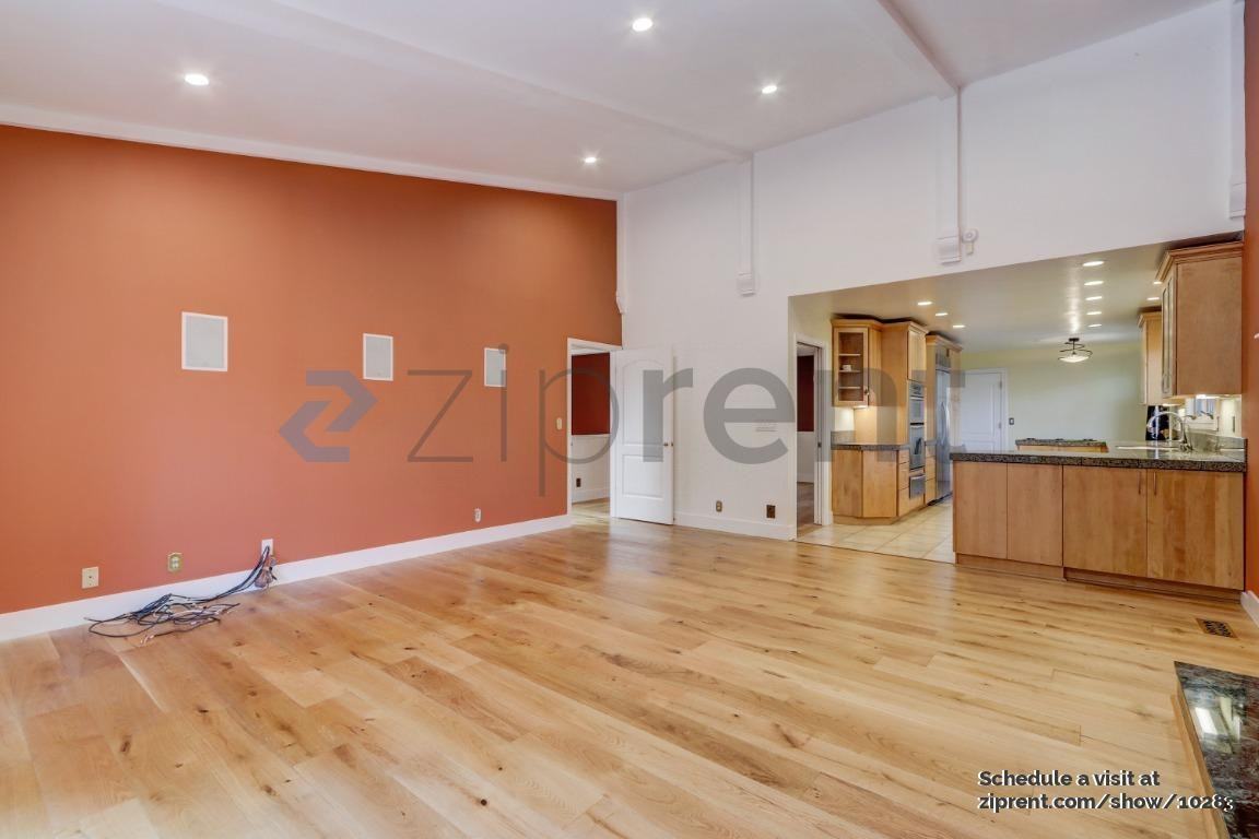 754 Sutro Ave - Photo 4 of 20