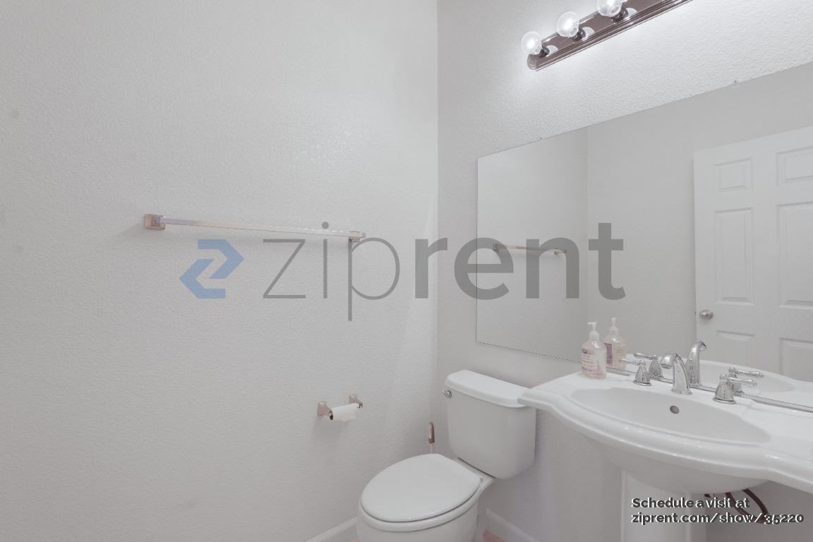 6704 Camacha Way - Photo 5 of 28