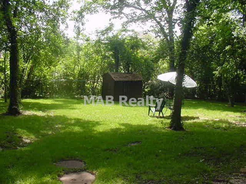 2222 St Francis Ave - Photo 2 of 15