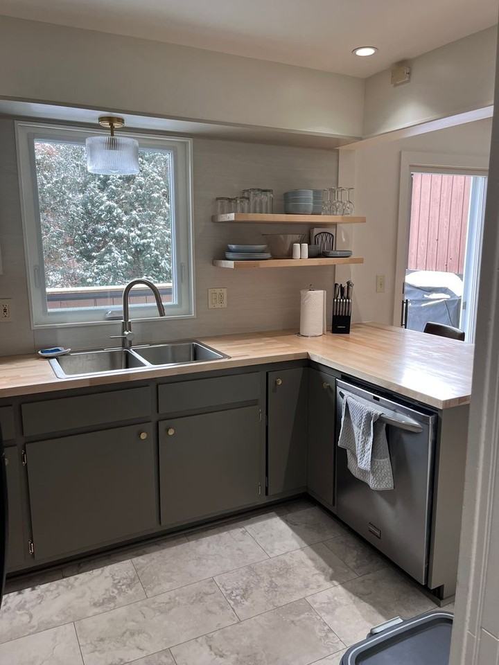 12 W Hayes St - Photo 3 of 14