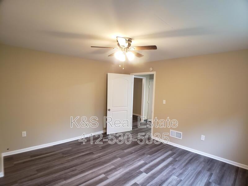 1145 Lincoln Way - Photo 5 of 7