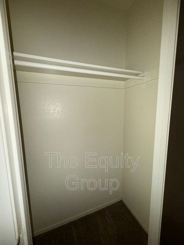 1314 W Elowin Ave - Photo 3 of 12