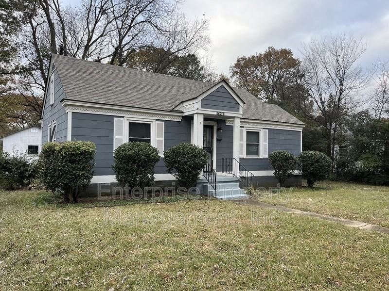 801 Bowen Cir - Photo 2 of 27