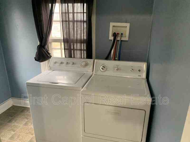 401 E Hanover St - Photo 5 of 9