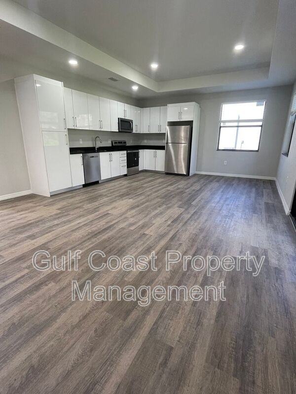 1930 Marlay Ave - Photo 4 of 21