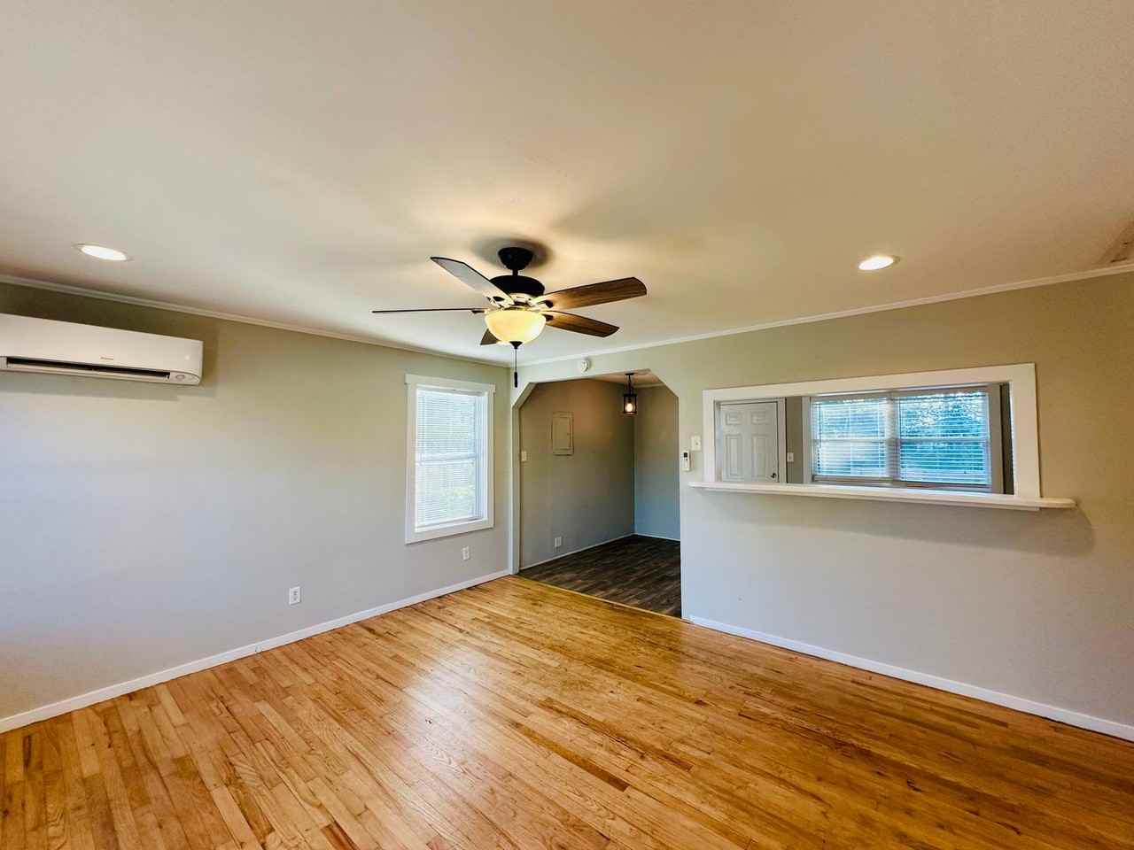 2342 Monroe St - Photo 3 of 20