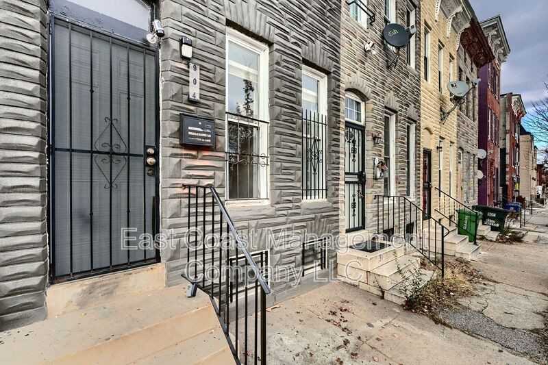 904 E Preston St - Photo 3 of 29