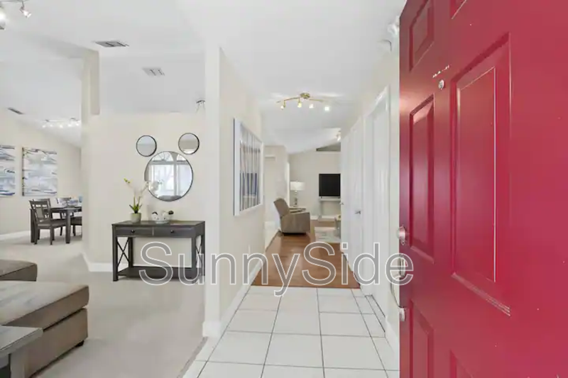 820 Briargrove Ave - Photo 6 of 42