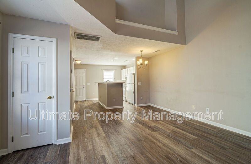 741 Sunseeker Dr - Photo 7 of 18