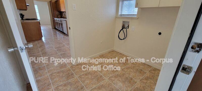 2255 Lombardy Dr - Photo 7 of 50