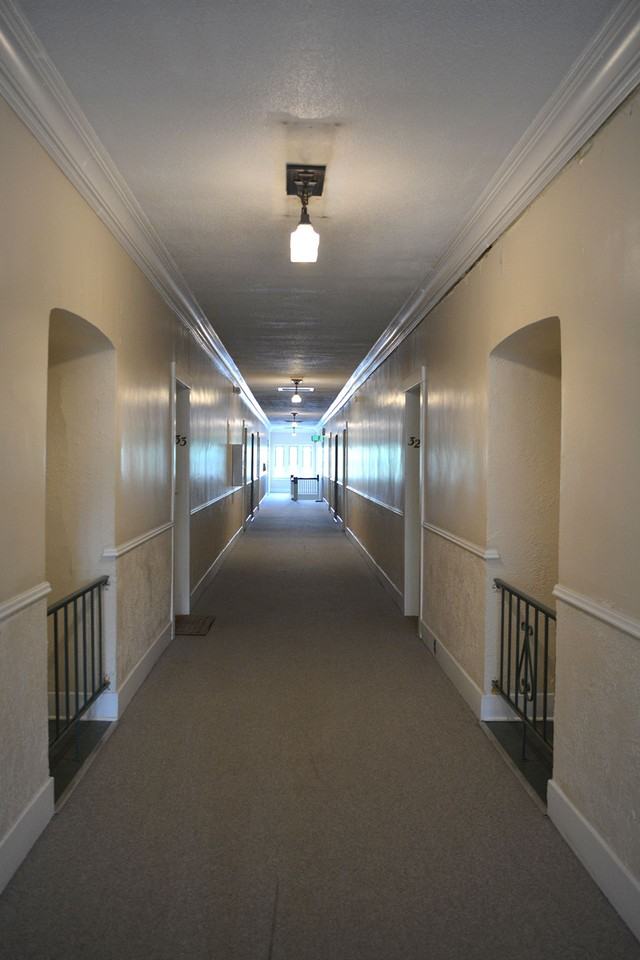 Historic Worthington Manor Apartments - Photo 7 of 12