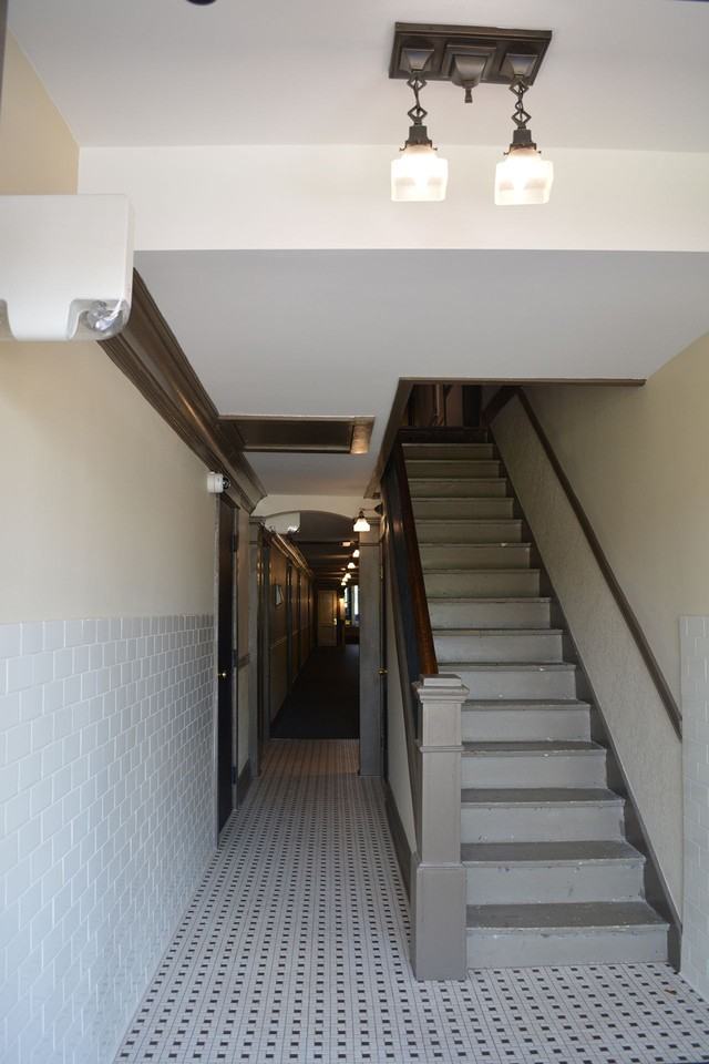 Historic Worthington Manor Apartments - Photo 6 of 12