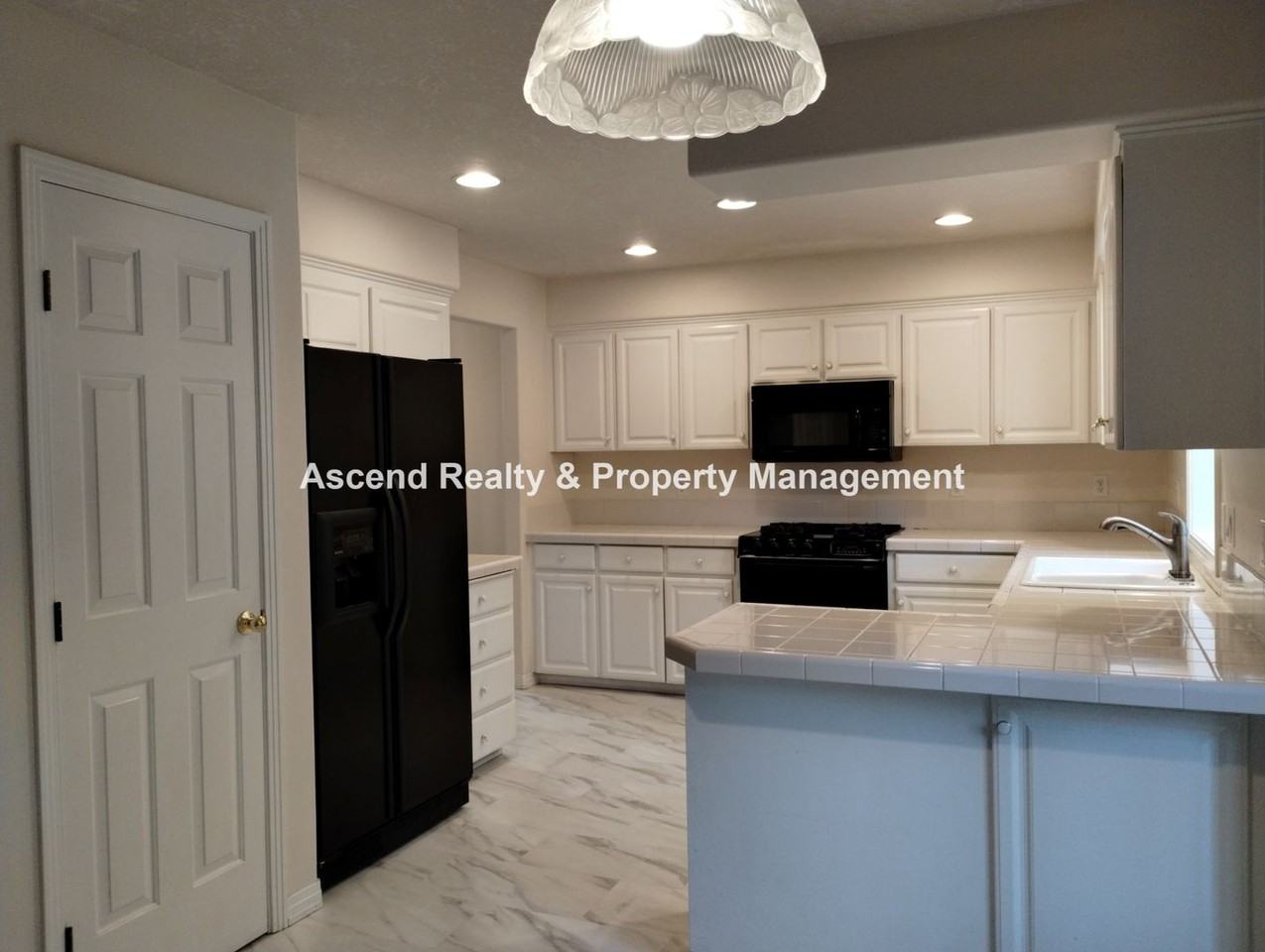 8523 Sw Marissa Dr - Photo 4 of 16