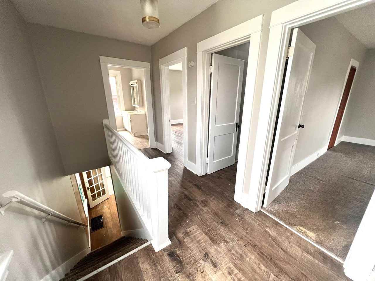 210 Penn Ave - Photo 4 of 15