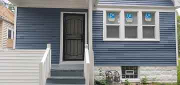 featured image of 2661 N 44th St