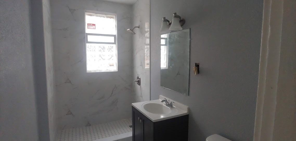 2661 North 44th Street - Photo 4 of 18